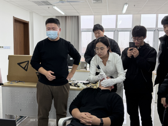 爱尔创口腔学院举办现代学徒制培养班校内专业实操培训 助力学...
